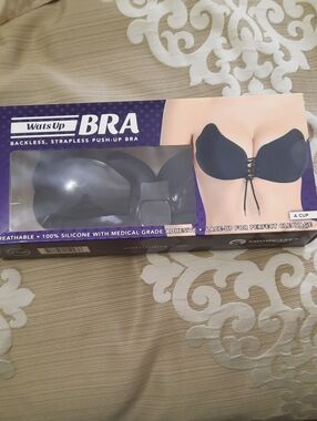 Wats Up Backless Strapless Push-Up Bra in Black